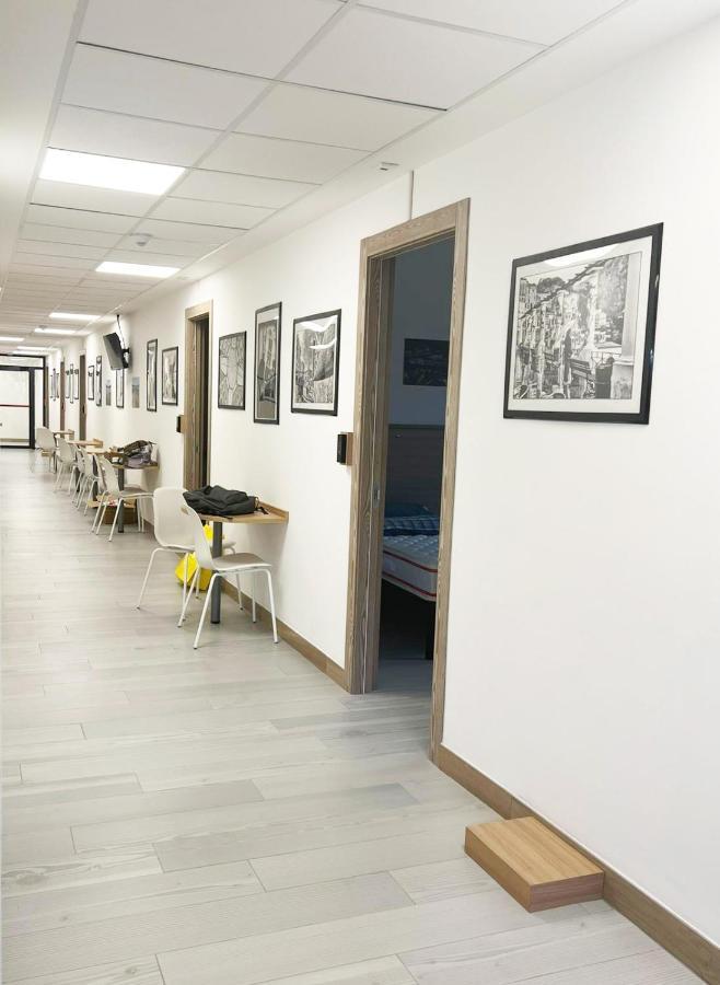 מונצה Sissi Comfort Rooms Foresteria Lombarda מראה חיצוני תמונה