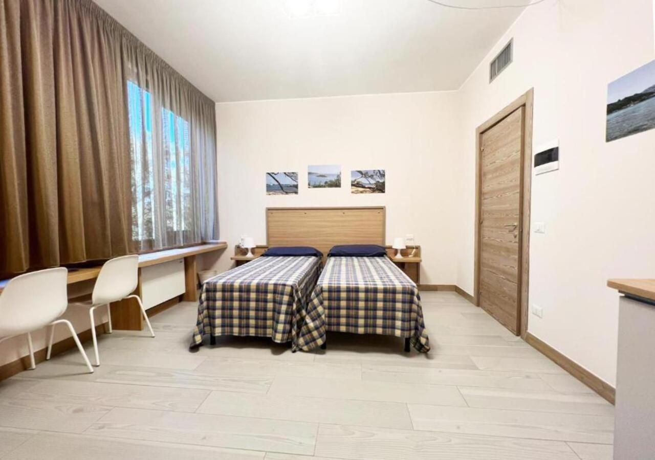 מונצה Sissi Comfort Rooms Foresteria Lombarda מראה חיצוני תמונה