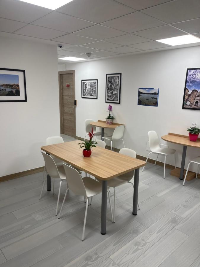 מונצה Sissi Comfort Rooms Foresteria Lombarda מראה חיצוני תמונה